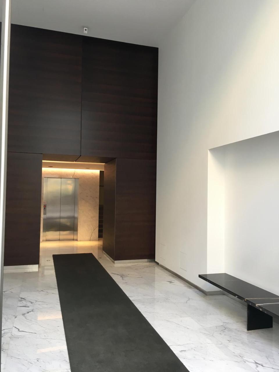 Corso - New Building * Milaan